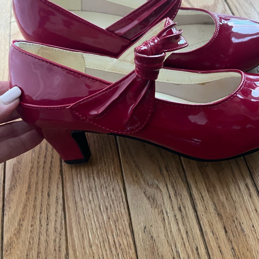 Red Patent Leather Mary Jane Heels Size 8 Retro Block Heel Pumps - Picture 2 of 3